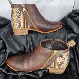 Inkkas Brown Leather Ankle Boots